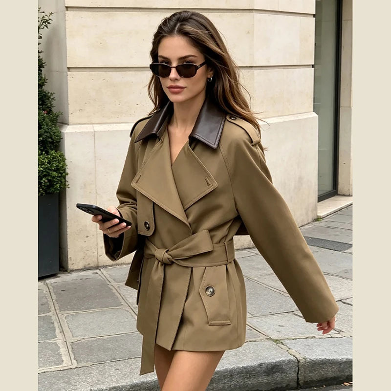 The Leather-Collar Short Trench